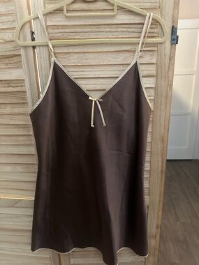 Jones New York Brown Slip with Cream Trim